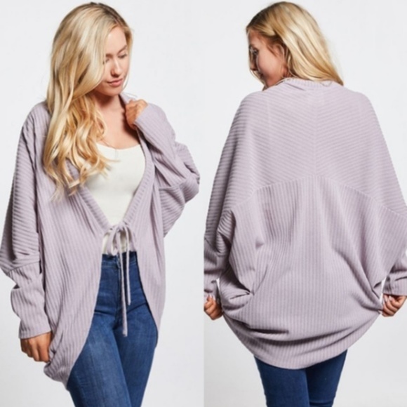 Cocoon Cardigan(only medium left) - Picture 2 of 3